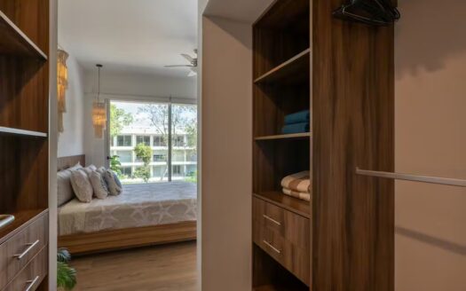 Condo en Venta en Playacar 1 Recámara en Planta Baja