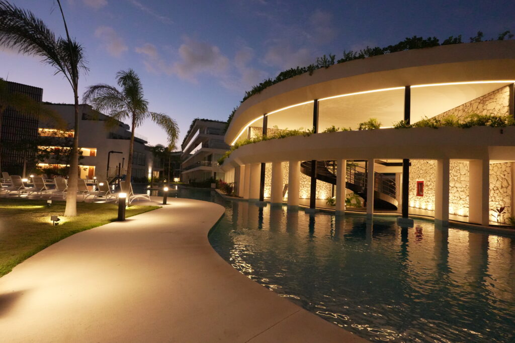 The Leaf Condos Playacar
